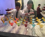 恒盈電子迎新晚會調(diào)酒活動【佛山展翅調(diào)酒咖啡西點培訓(xùn)學(xué)校】